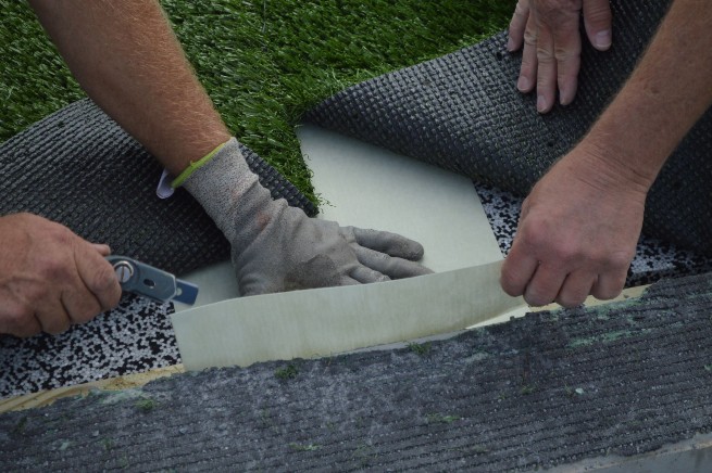Los Angeles artificial turf installation - cushion pad installation